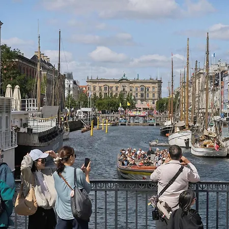 Leilighet Eksklusiv I Nyhavn Til Familien